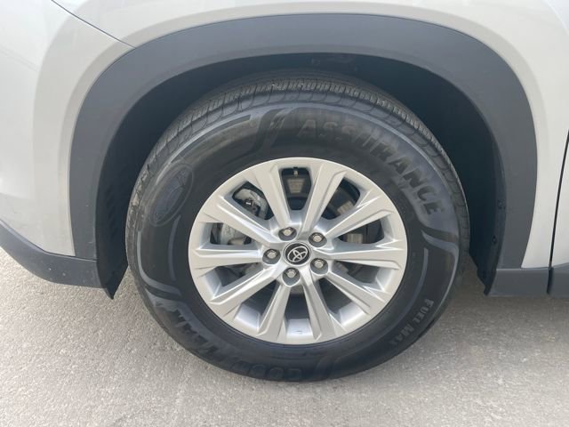 Certified 2025 Toyota Grand Highlander AWD image 28