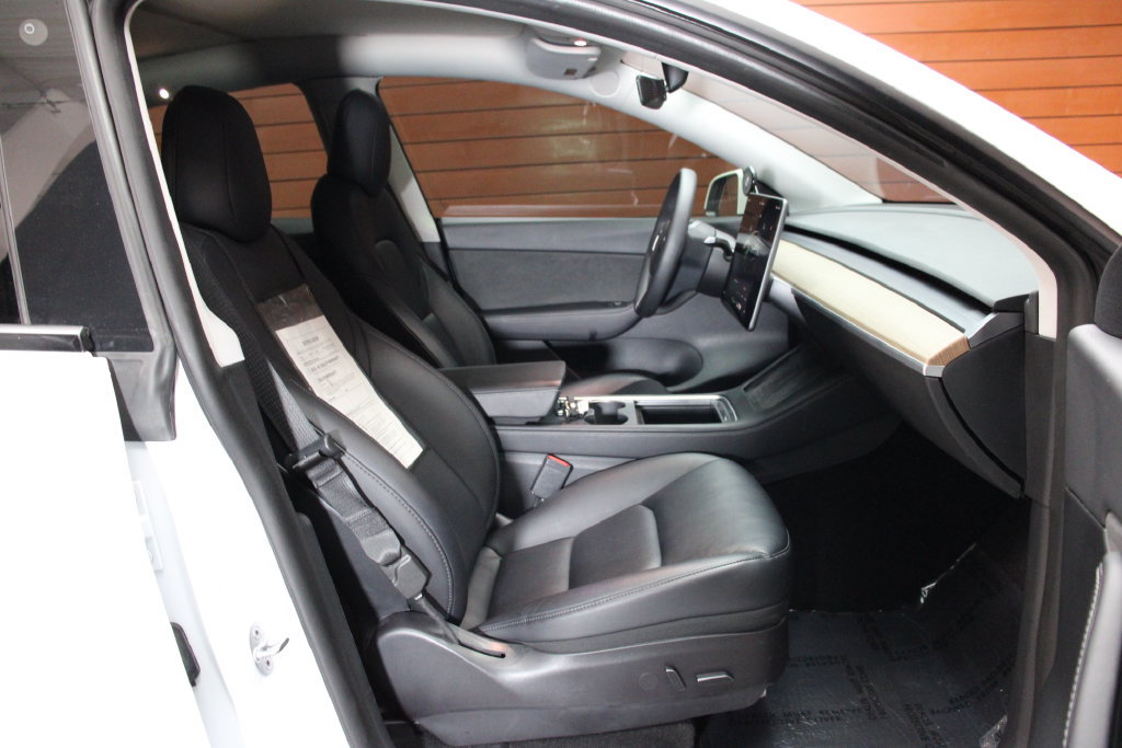 Used 2022 Tesla Model Y Long Range AWD/4WD image 6