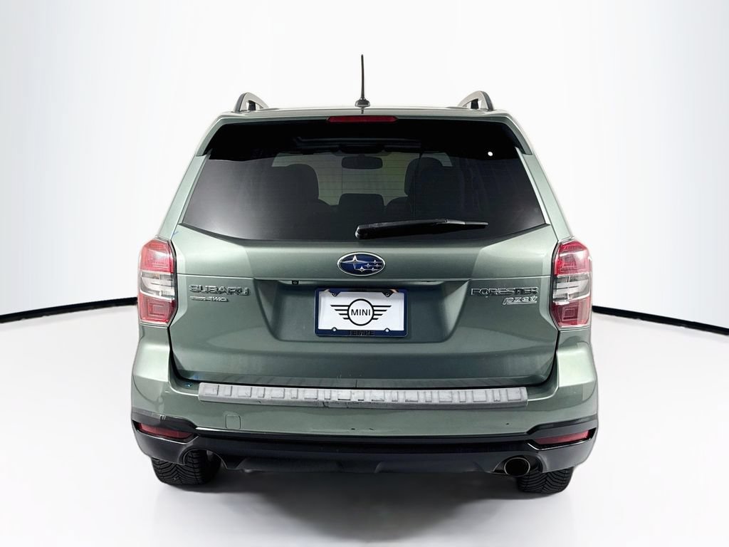 Used 2015 Subaru Forester 2.5i Touring AWD/4WD image 6