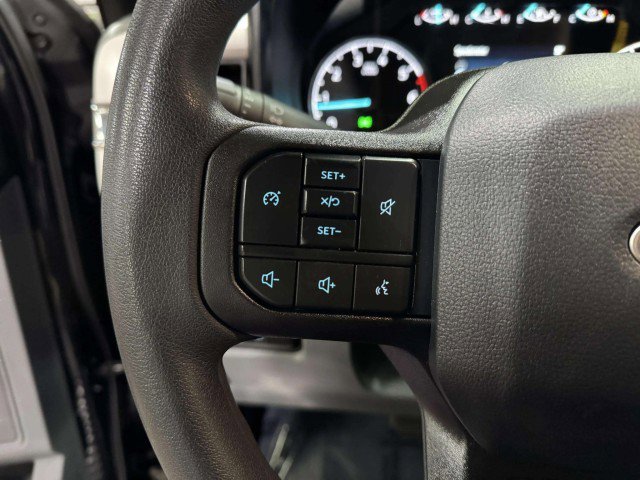 Used 2025 Ford F250 XLT image 32