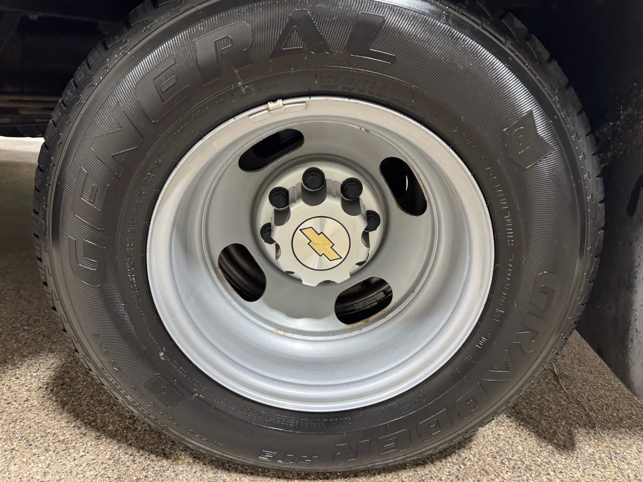 Used 2019 Chevrolet Express 3500 w/ School Bus Package image 58