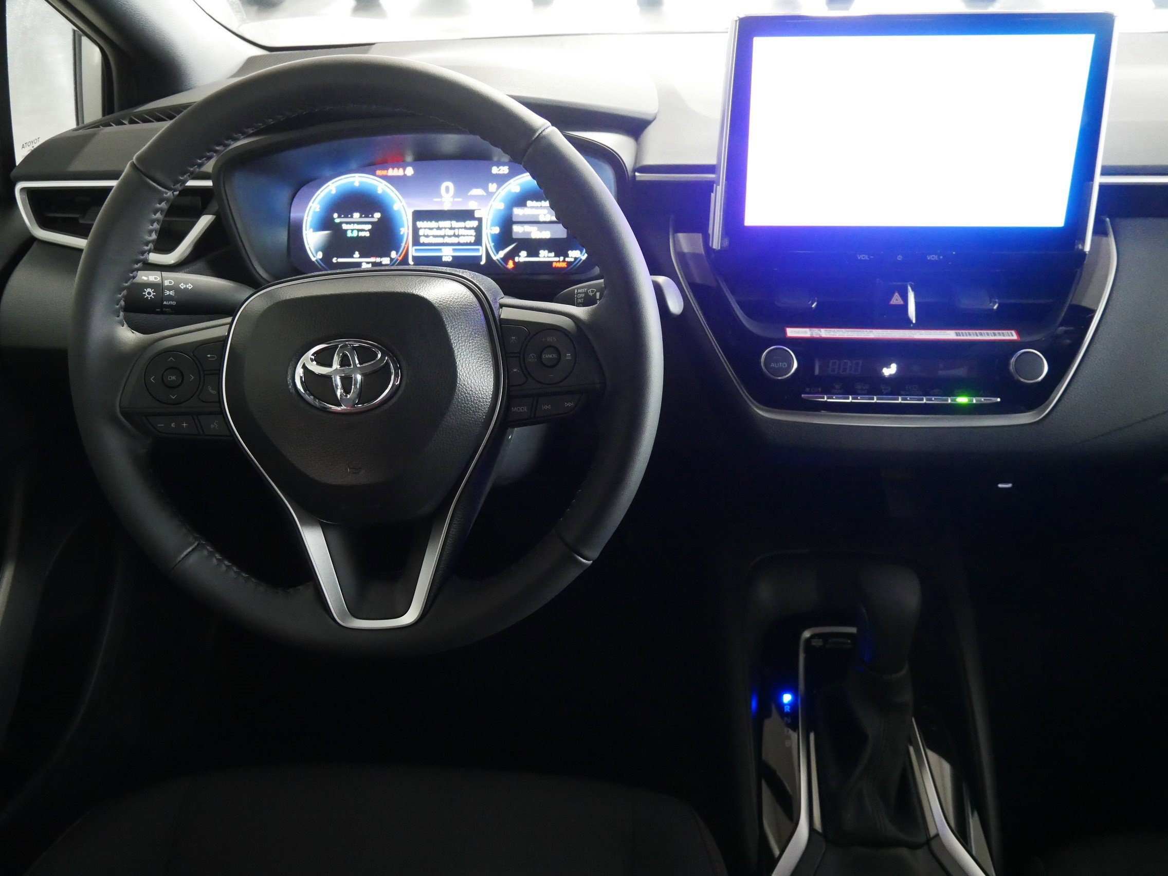 New 2026 Toyota Corolla SE w/ SE Package FWD image 8