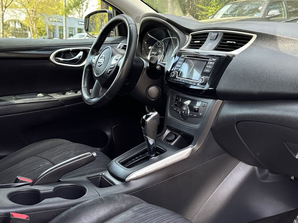 Used 2018 Nissan Sentra SV image 10