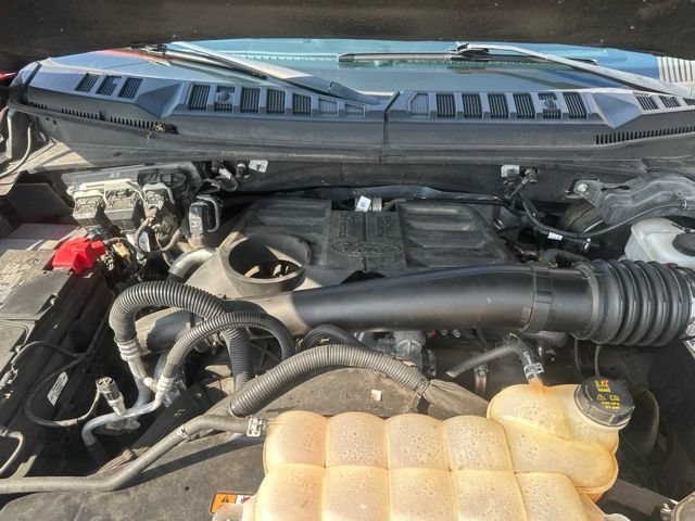 Certified 2018 Ford F150 Platinum w/ Equipment Group 701A Luxury AWD/4WD image 35