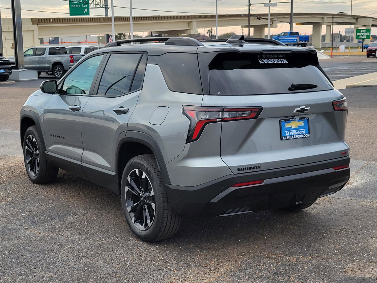 New 2026 Chevrolet Equinox RS image 3