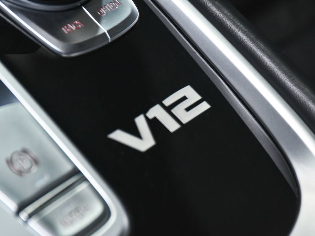 Used 2022 BMW M760i xDrive w/ Luxury Rear Seating Package AWD/4WD image 57