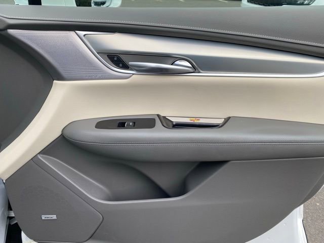 Used 2020 Cadillac XT5 Premium Luxury image 32