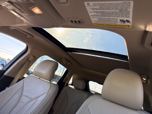 Used 2016 Lincoln MKX Select w/ Select Plus Package AWD/4WD image 26