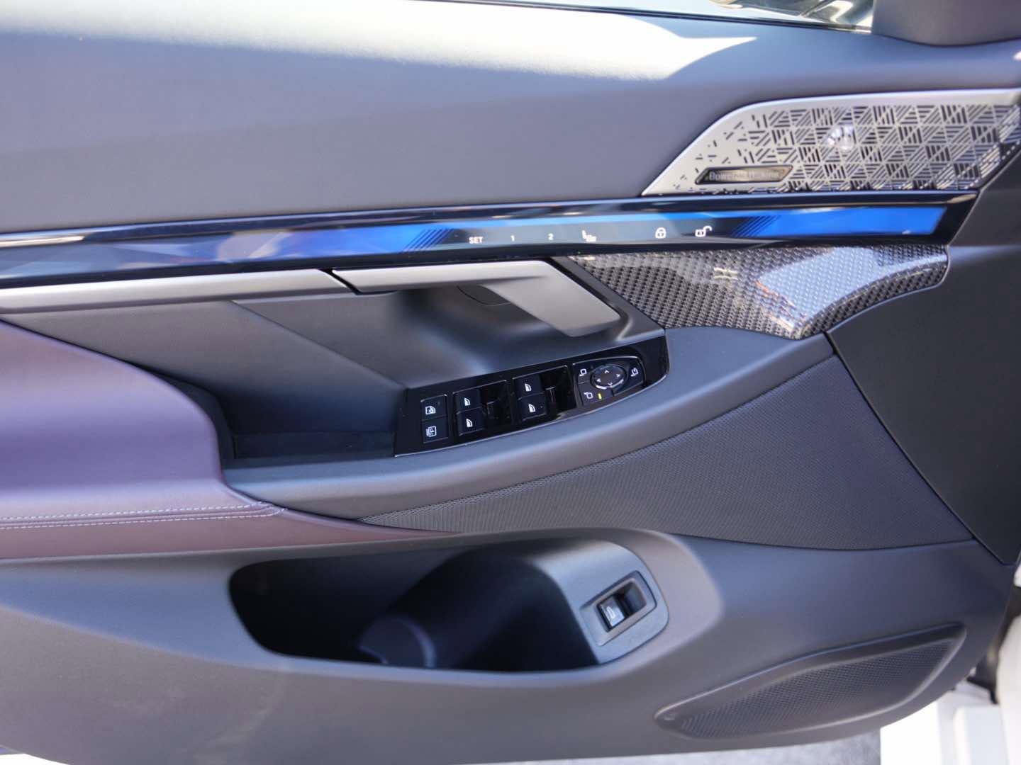 Used 2026 BMW M5 image 7