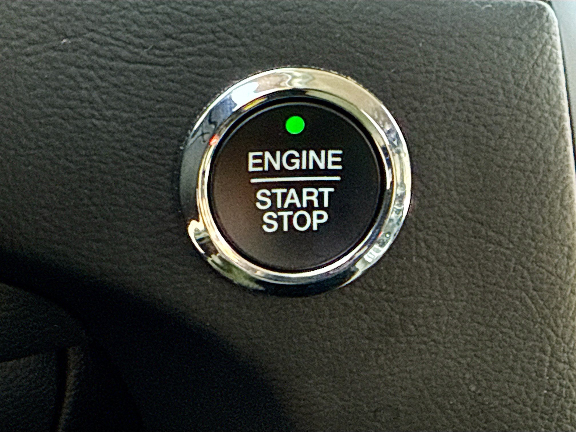 Used 2024 Ford Edge SEL w/ Convenience Package AWD/4WD image 9