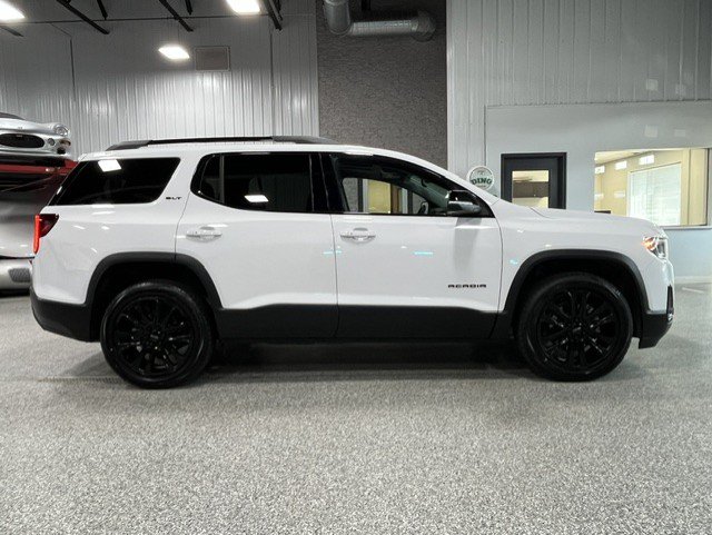 Certified 2023 GMC Acadia SLT w/ Elevation Edition AWD/4WD image 5