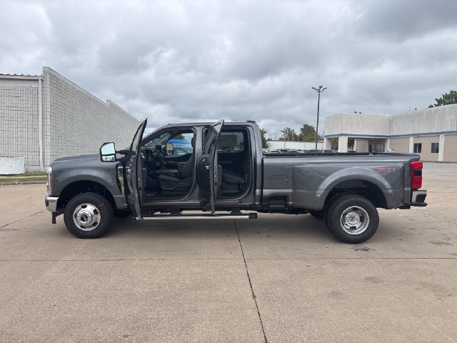 New 2027 Ford F350 Lariat w/ Chrome Package AWD/4WD image 11