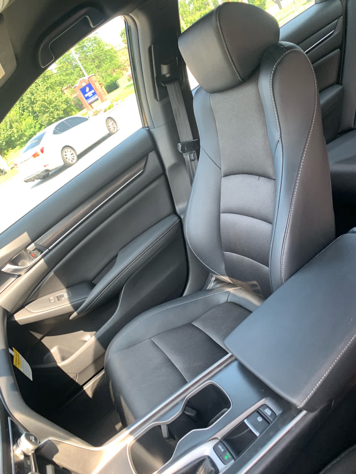 Used 2019 Honda Accord Sport image 20