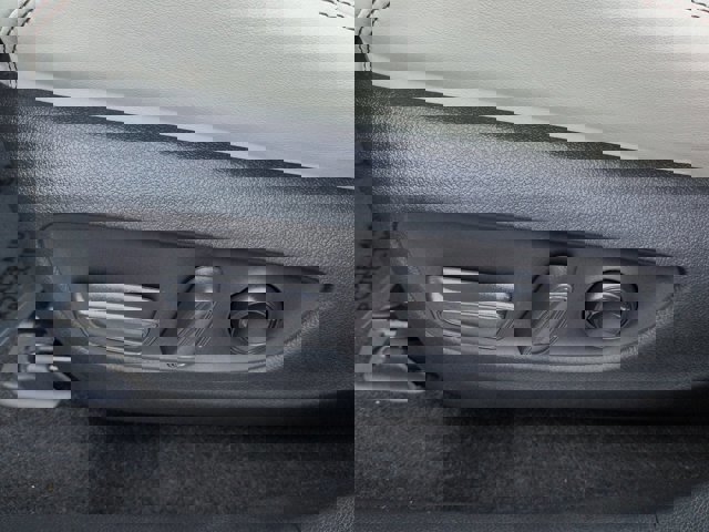 Used 2022 Toyota RAV4 Limited w/ Limited Grade Weather Package image 21