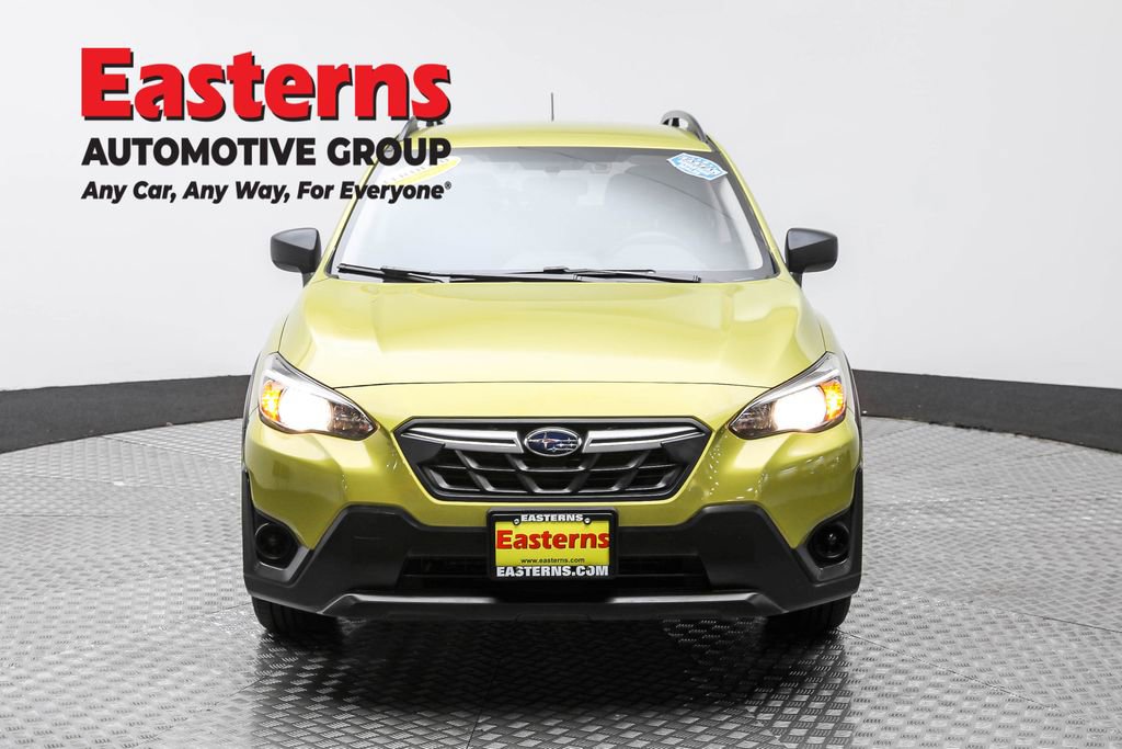 Used 2021 Subaru Crosstrek 2.0i image 2