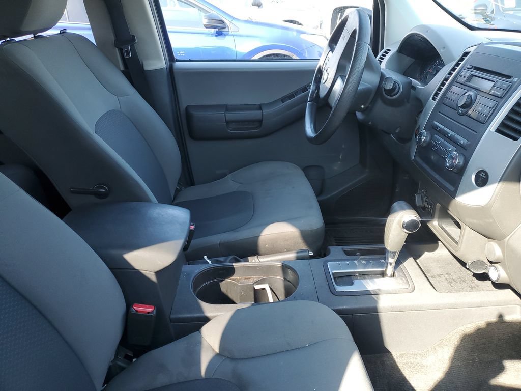 Used 2015 Nissan Xterra X RWD image 19