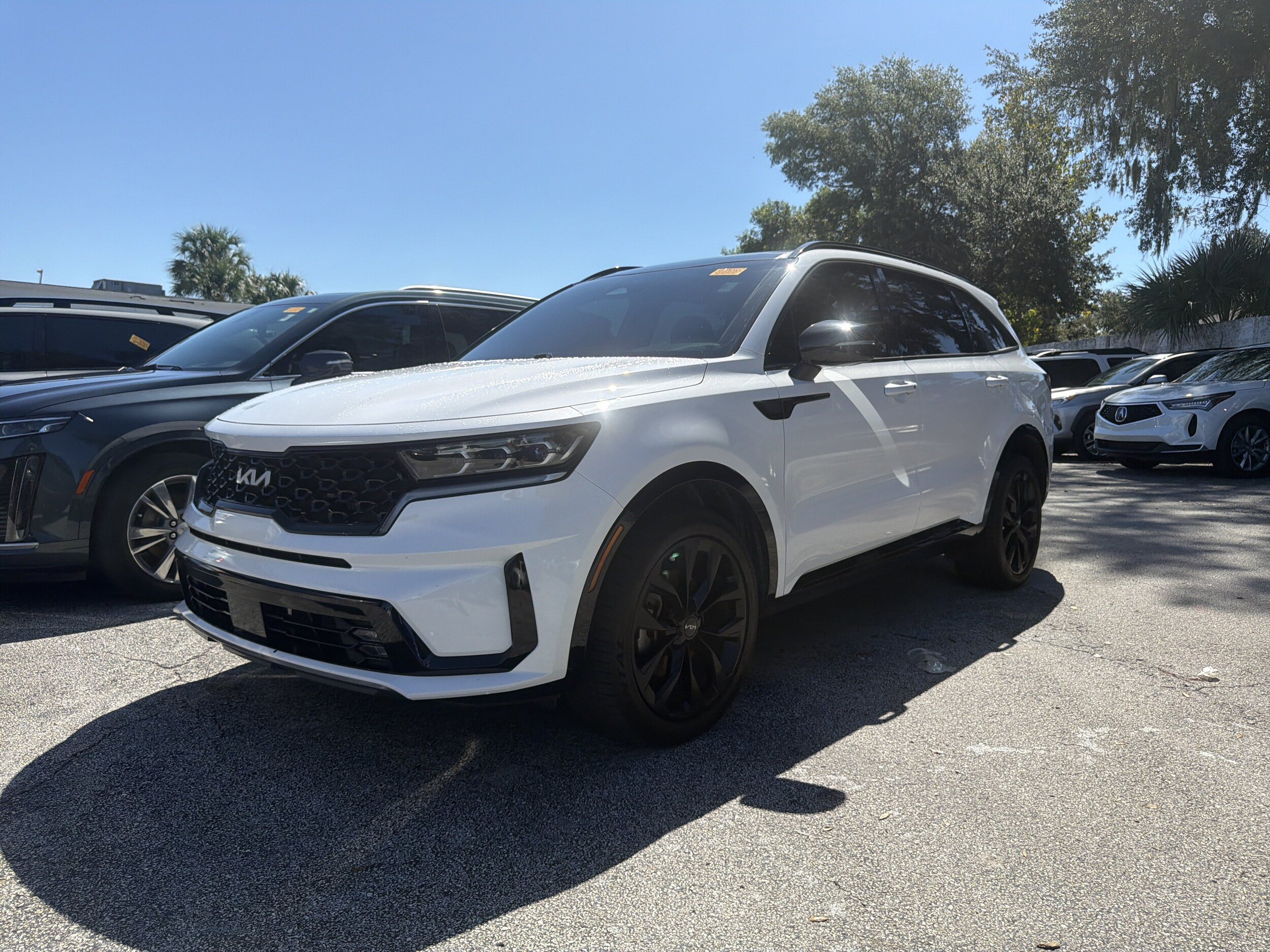 Certified 2023 Kia Sorento SX FWD image 3