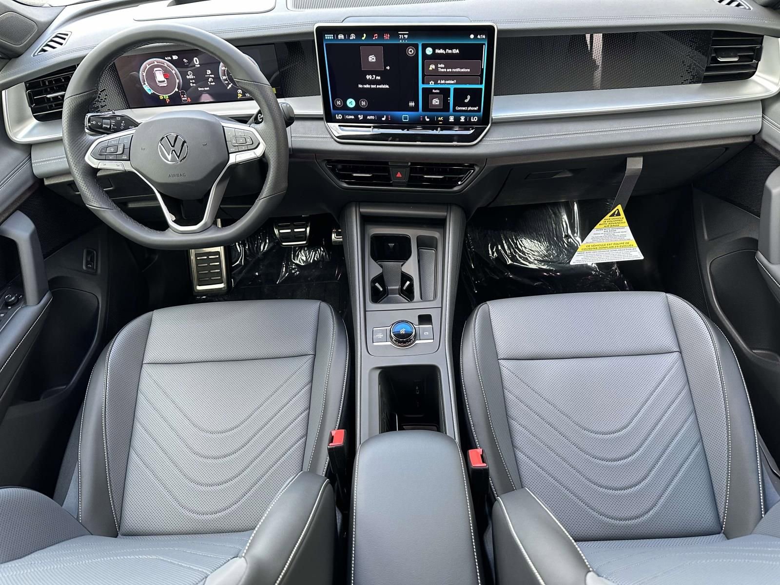 New 2026 Volkswagen Tiguan SE R-Line AWD/4WD image 11