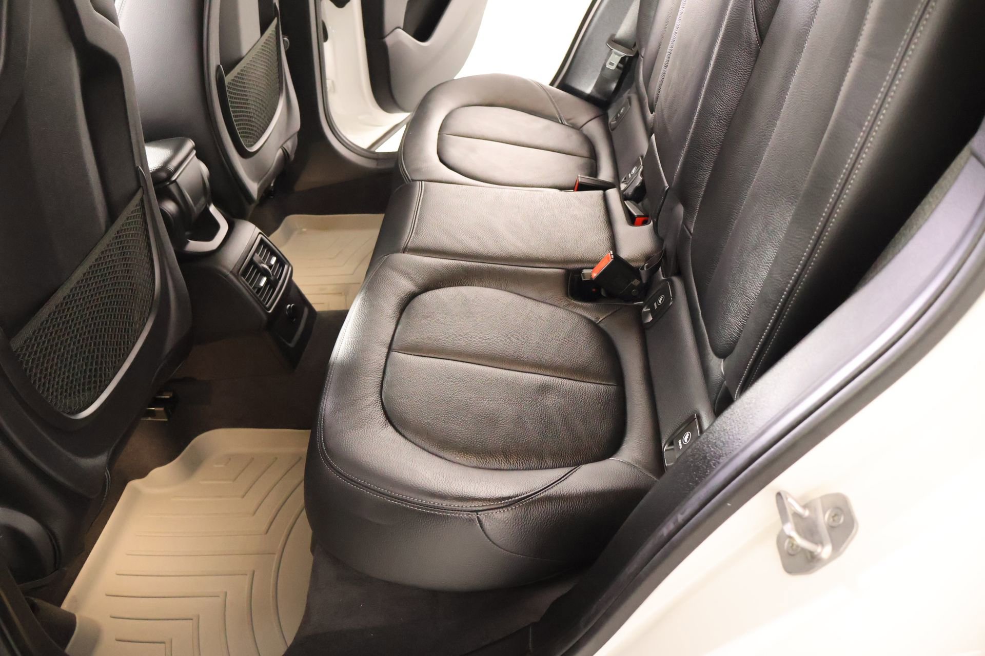 Used 2018 BMW X1 xDrive28i w/ Convenience Package image 13