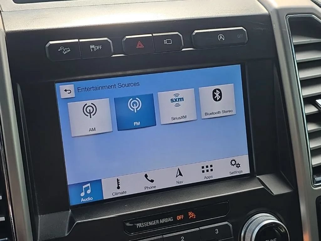 Used 2019 Ford F150 Platinum w/ Equipment Group 701A Luxury AWD/4WD image 26