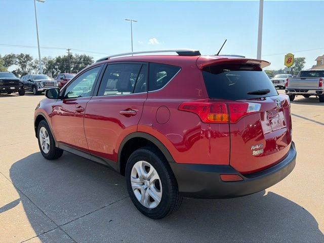 Used 2014 Toyota RAV4 LE AWD/4WD image 5