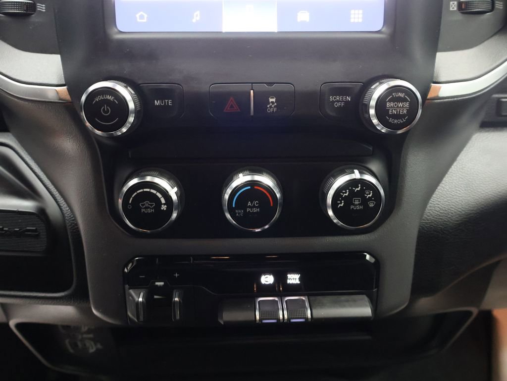 Used 2024 RAM 2500 Big Horn image 27