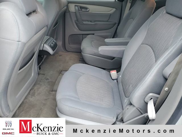 Used 2017 Chevrolet Traverse LT FWD image 21