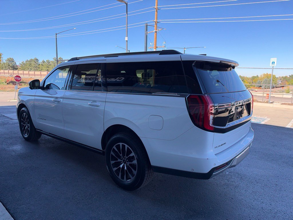 Used 2025 Ford Expedition Max Platinum AWD/4WD image 6