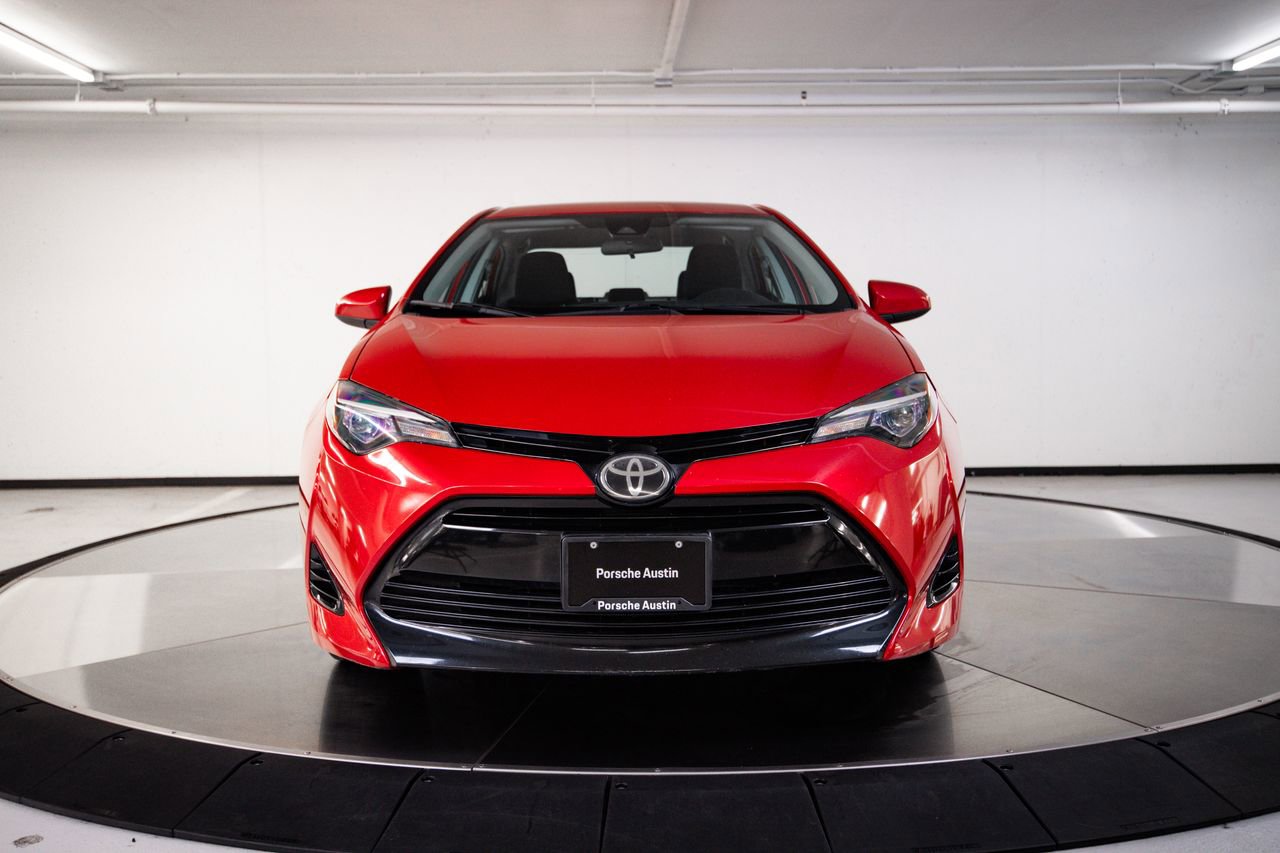 Used 2018 Toyota Corolla LE image 10