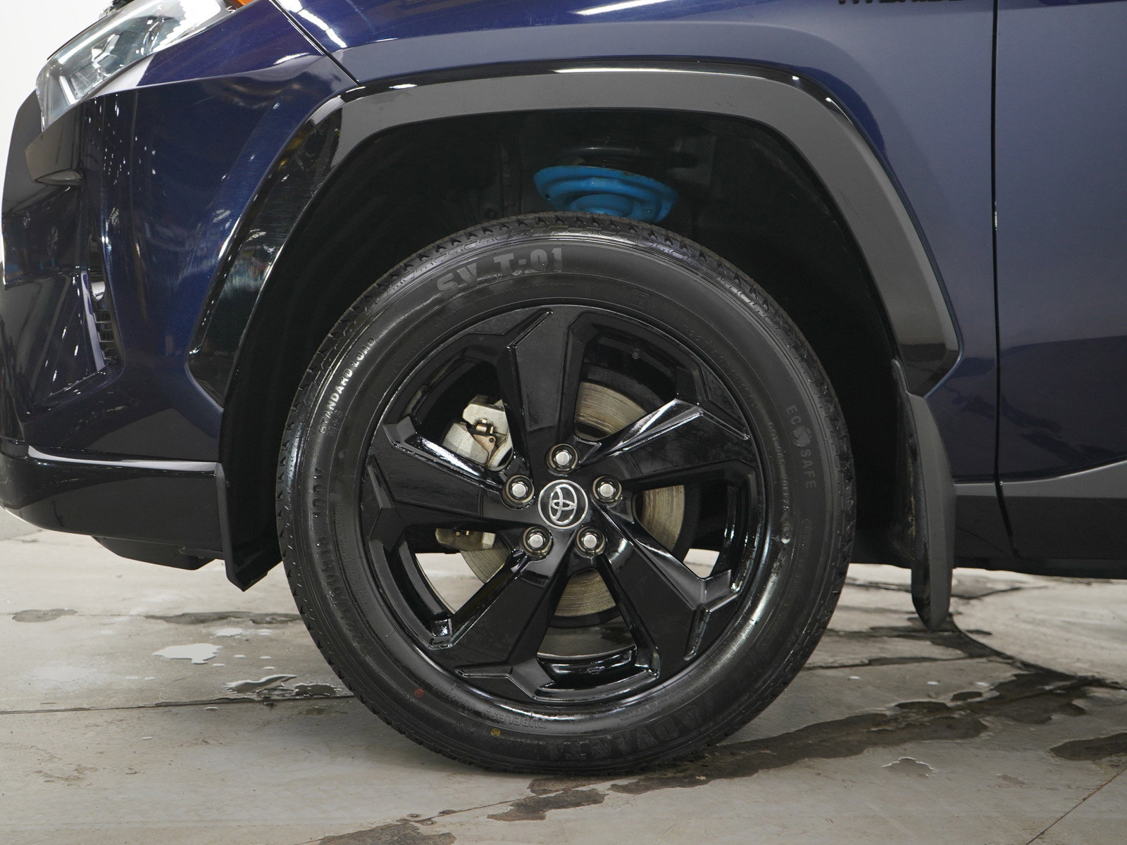 Used 2020 Toyota RAV4 XSE AWD/4WD image 30