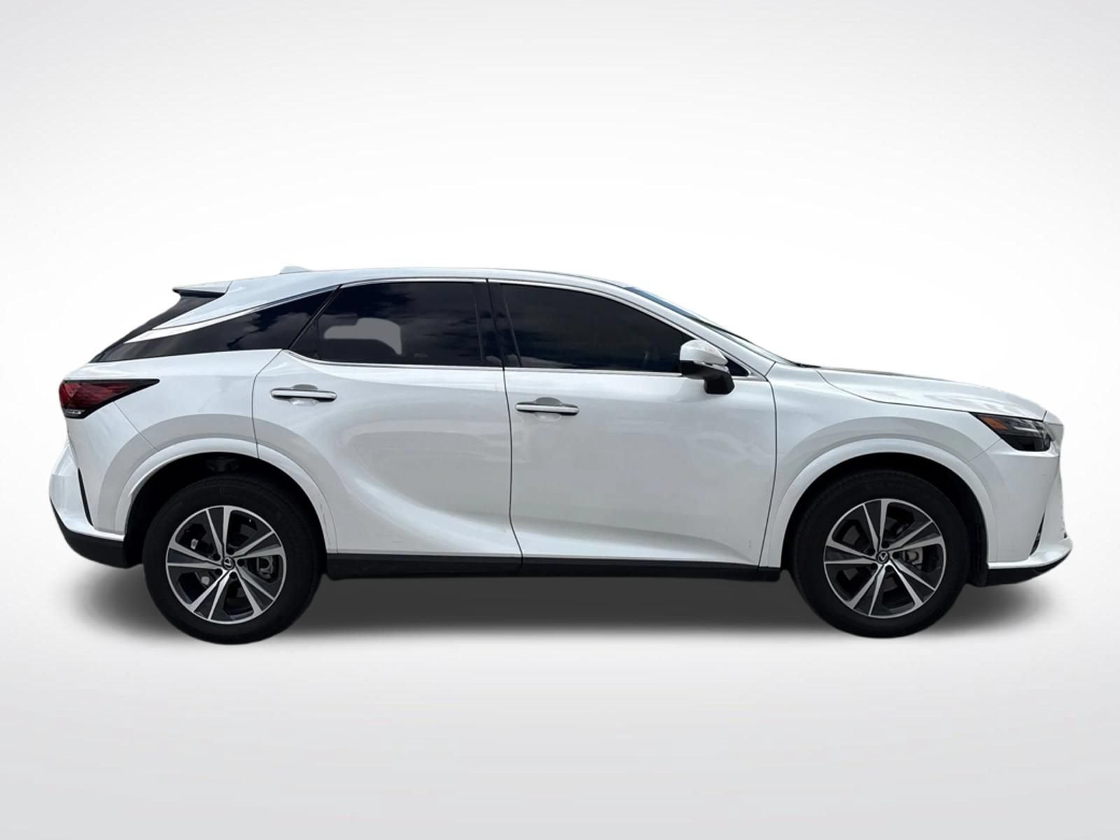 Used 2025 Lexus RX 350 FWD w/ Technology Package image 4