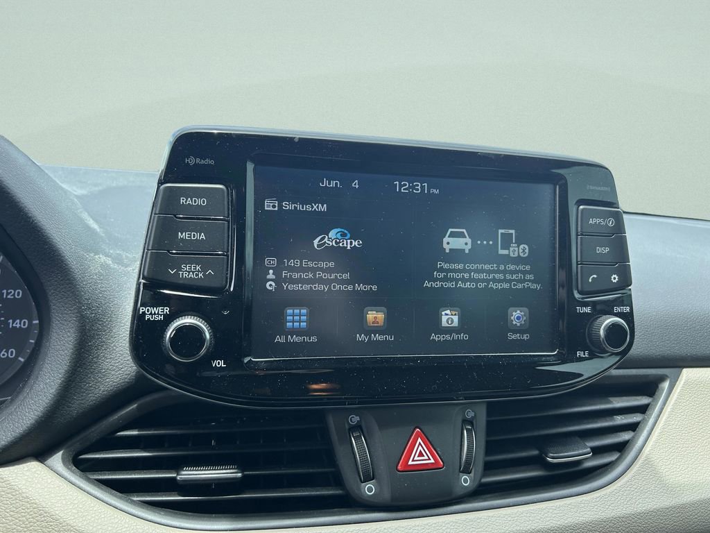 Used 2020 Hyundai Elantra GT FWD image 22