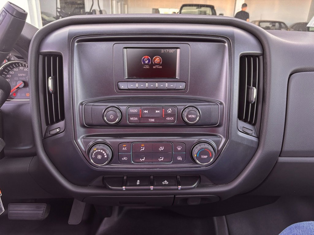 Used 2017 GMC Sierra 1500 2WD Regular Cab image 18