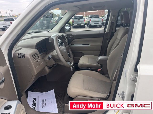 Used 2008 Jeep Patriot Sport FWD image 18