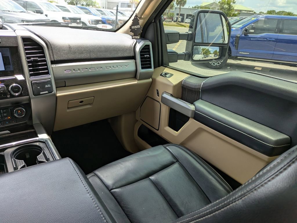 Used 2021 Ford F250 Lariat w/ Lariat Ultimate Package AWD/4WD image 20