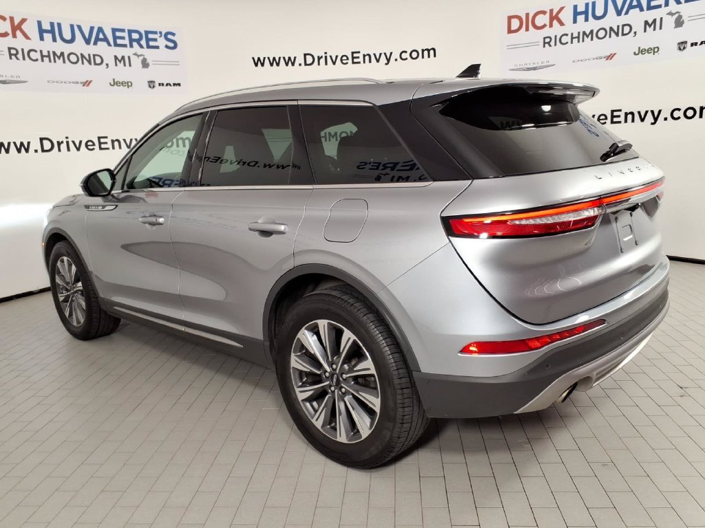 Used 2022 Lincoln Corsair Reserve w/ Elements Package AWD/4WD image 6