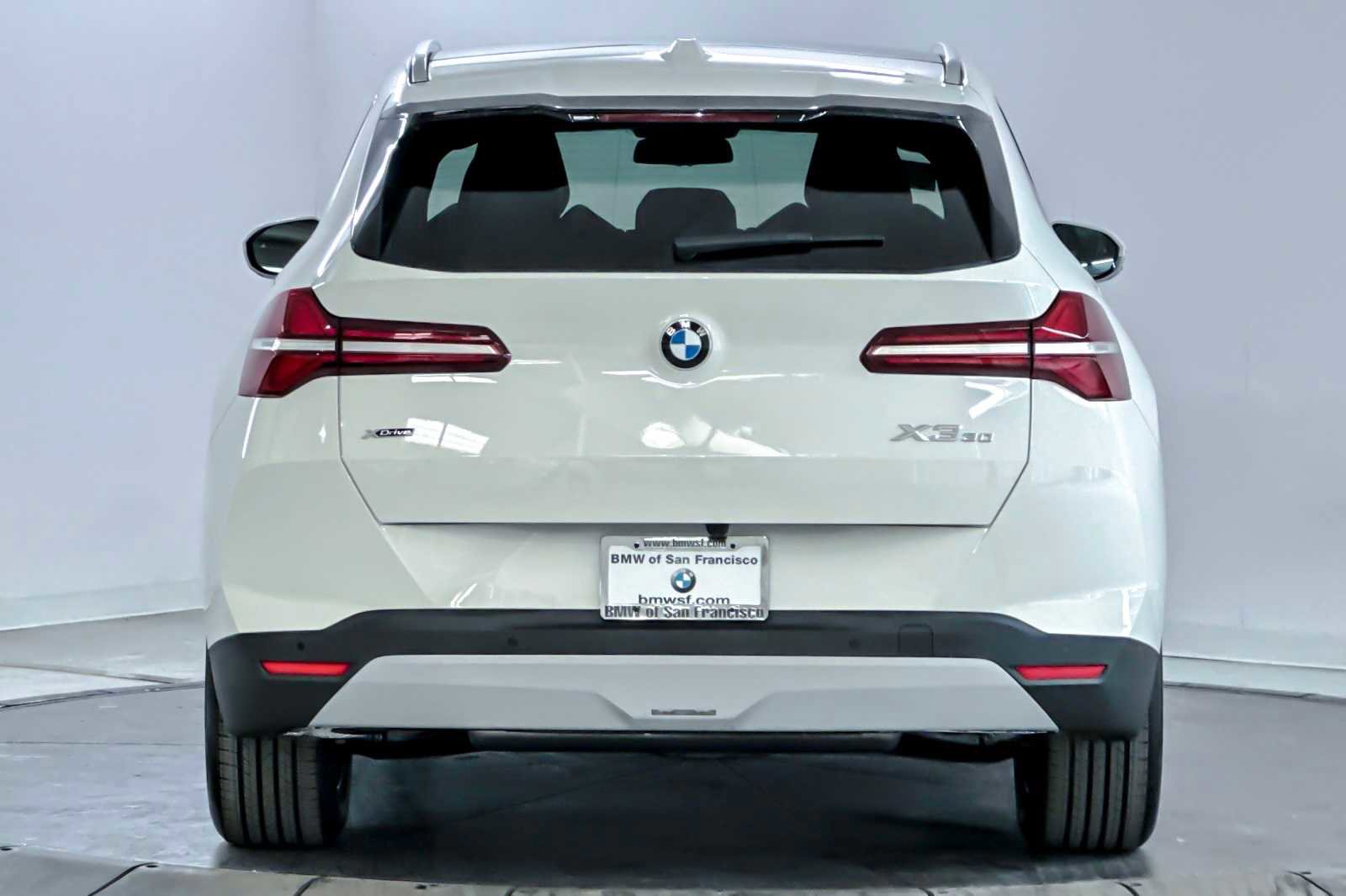 Used 2026 BMW X3 xDrive30 w/ Premium Package image 7