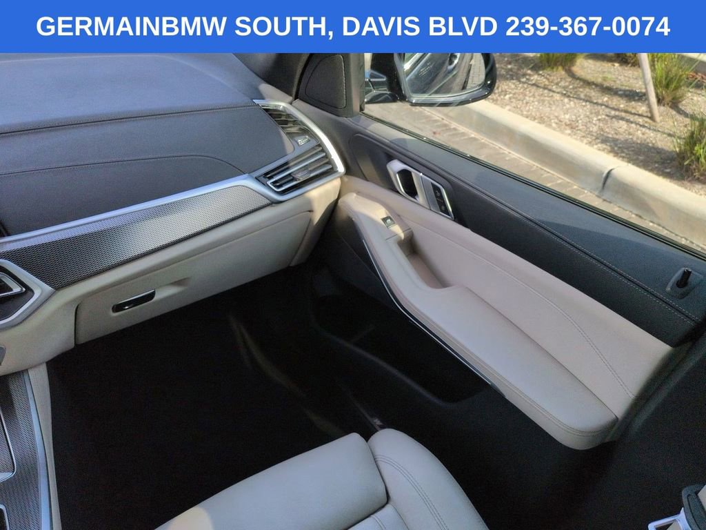 Used 2022 BMW X5 sDrive40i w/ M Sport Package RWD image 18