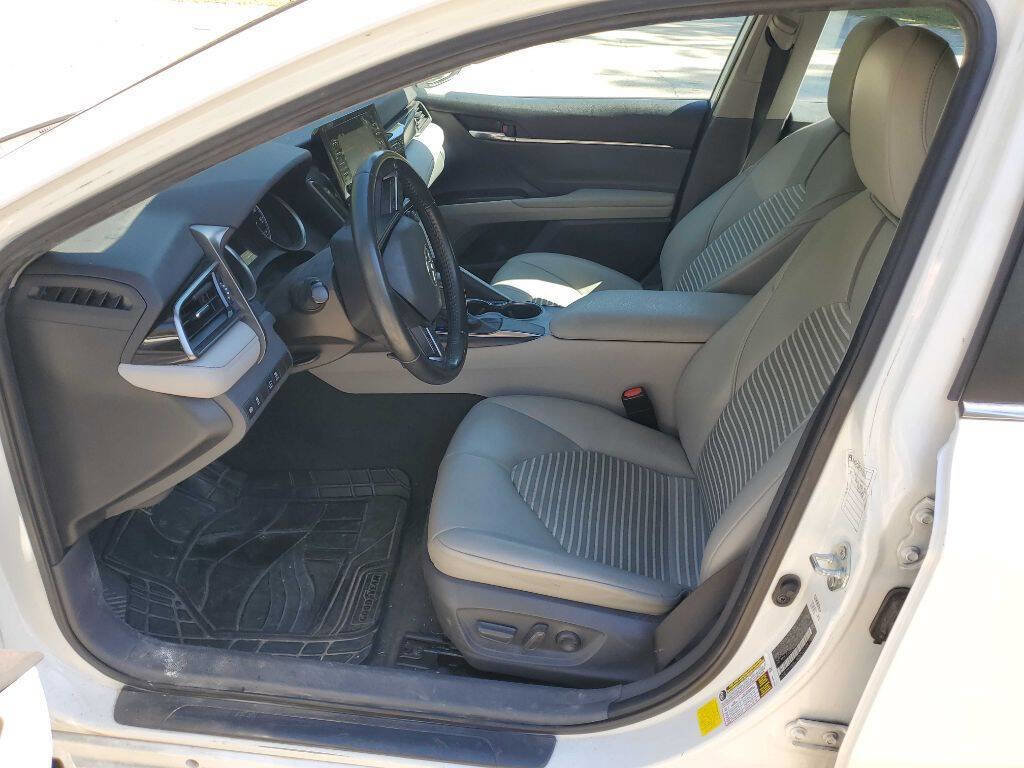 Used 2021 Toyota Camry SE image 15