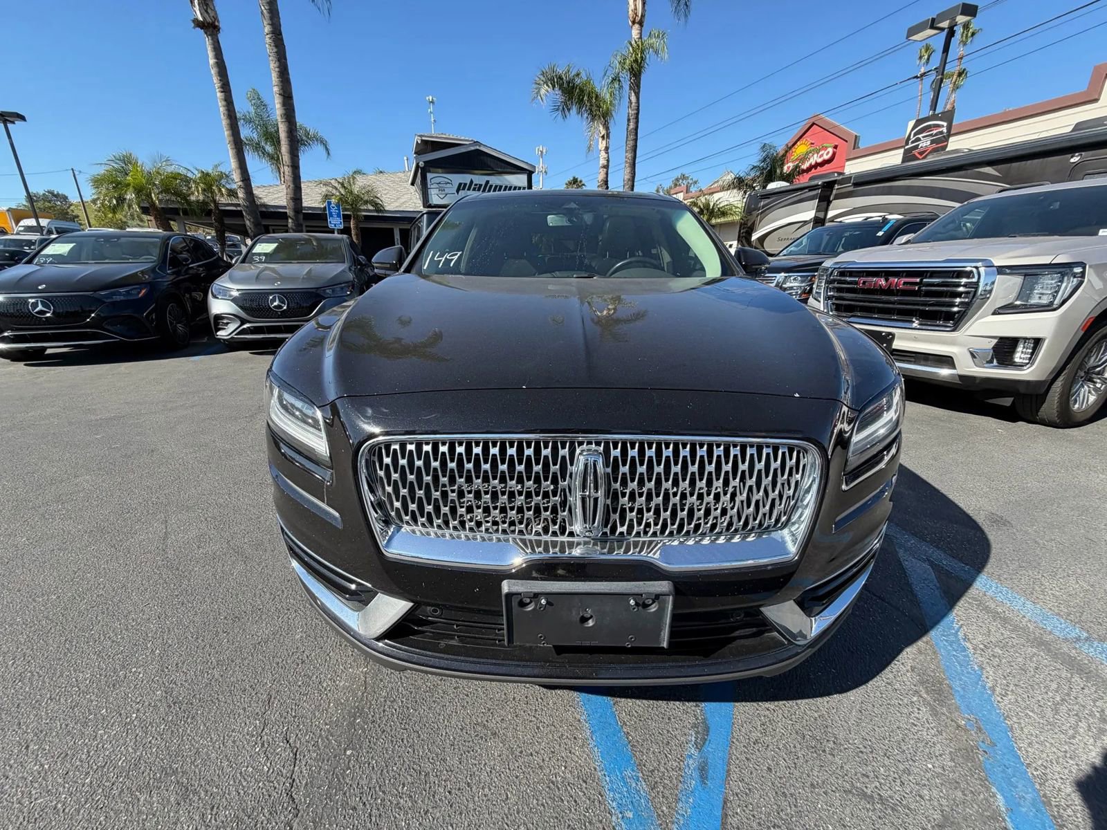 Used 2020 Lincoln Nautilus Reserve w/ Equipment Group 201A image 2