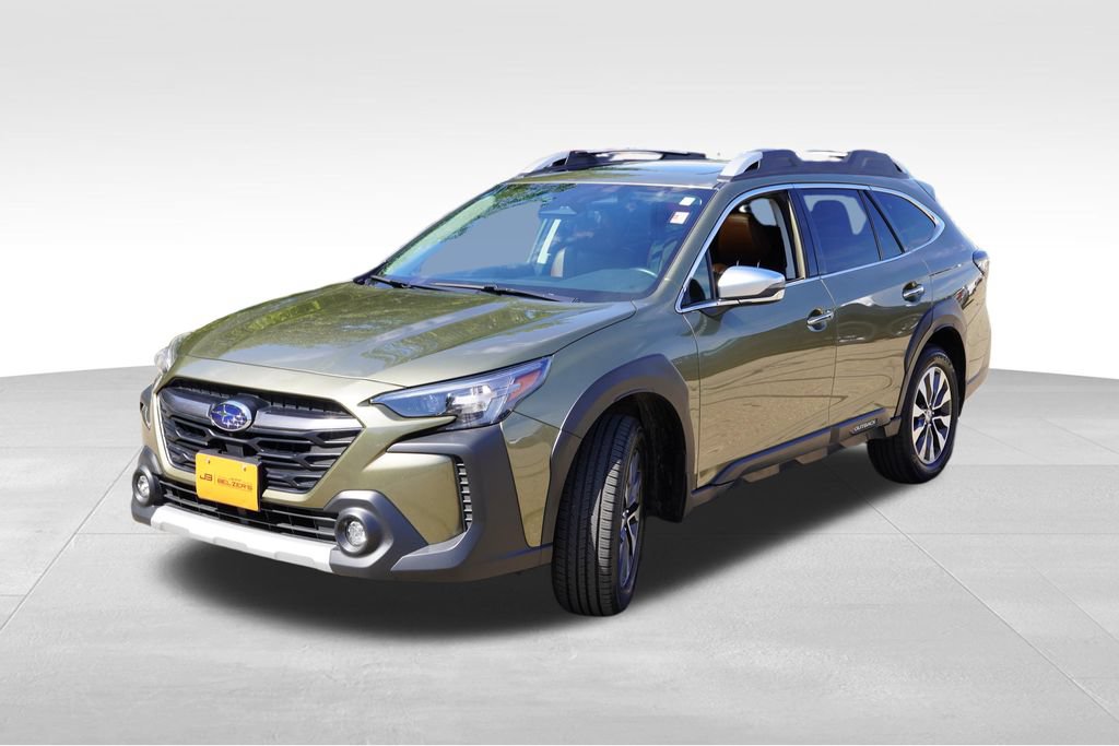 Used 2025 Subaru Outback Touring AWD/4WD image 11