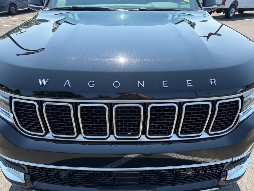 Used 2022 Jeep Wagoneer Series II AWD/4WD image 12
