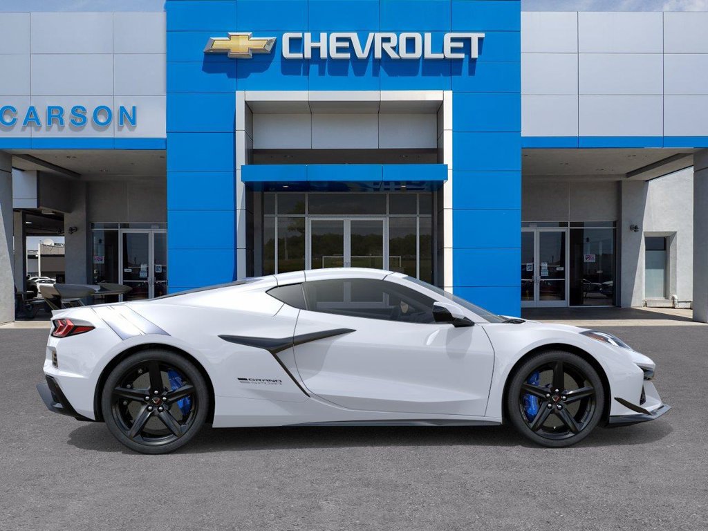 New 2027 Chevrolet Corvette Grand Sport w/ Z52 Track Performance Package RWD image 5