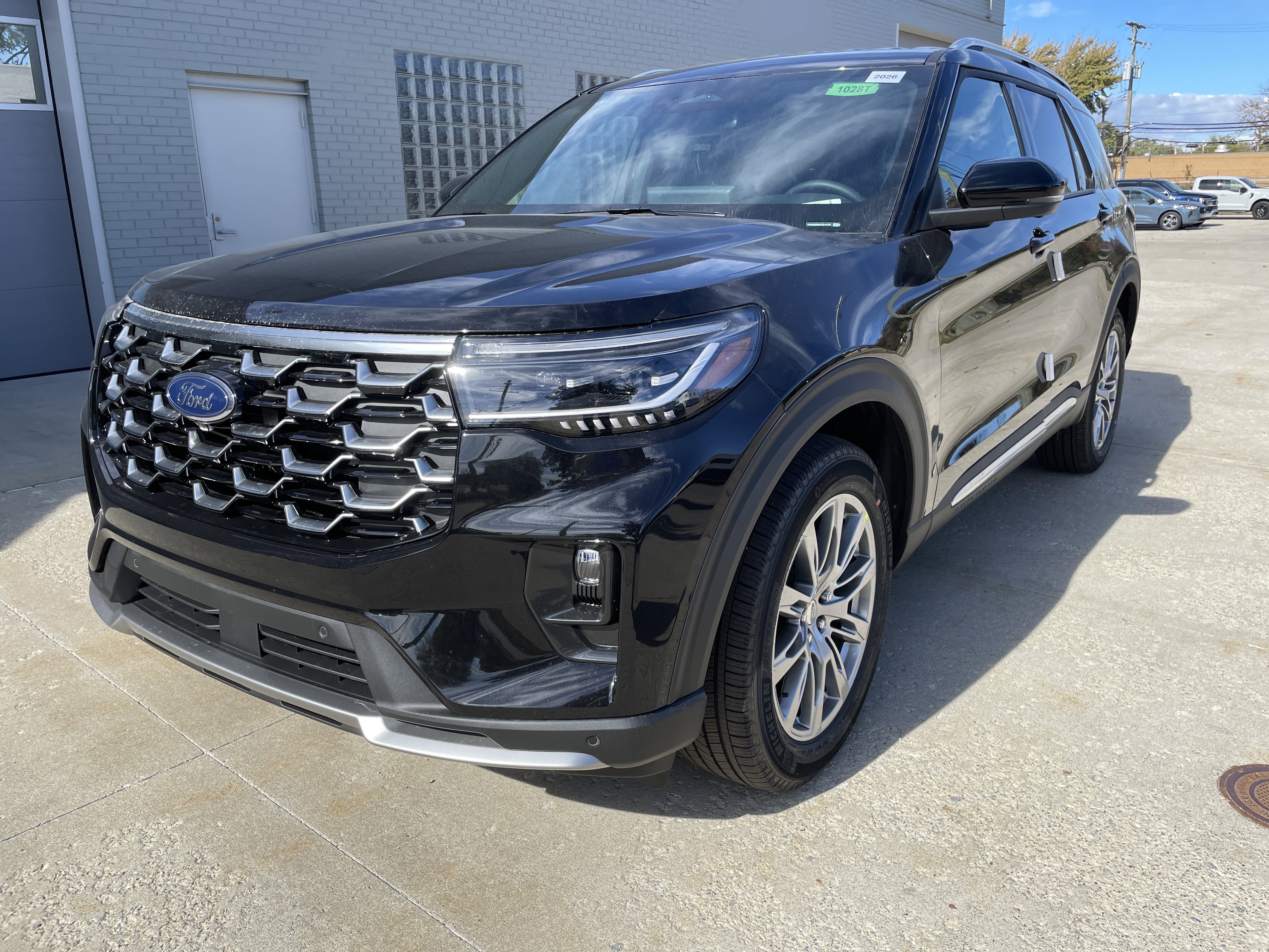 New 2026 Ford Explorer Platinum image 8