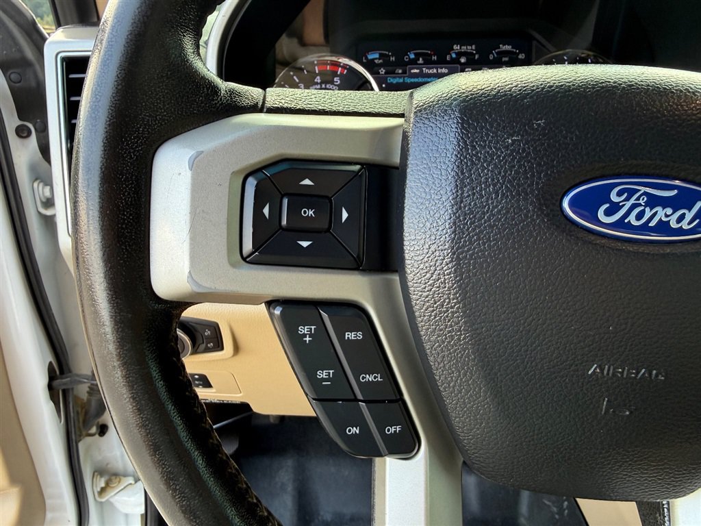 Used 2019 Ford F250 Lariat w/ Lariat Value Package AWD/4WD image 24