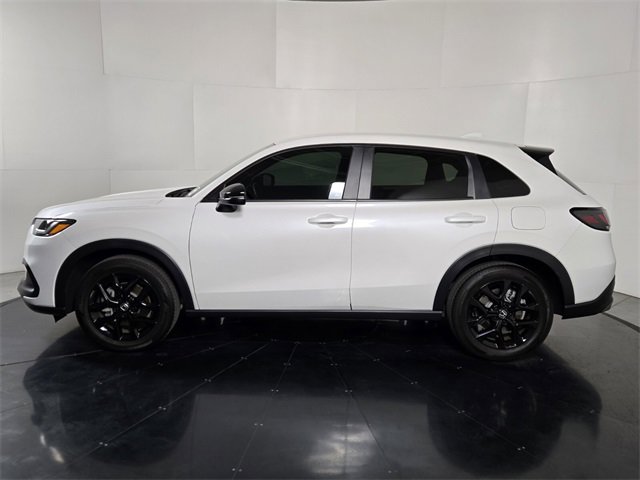 Used 2025 Honda HR-V Sport image 3