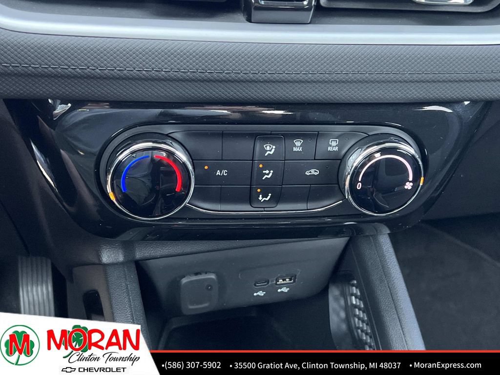 Certified 2024 Chevrolet TrailBlazer LT AWD/4WD image 22