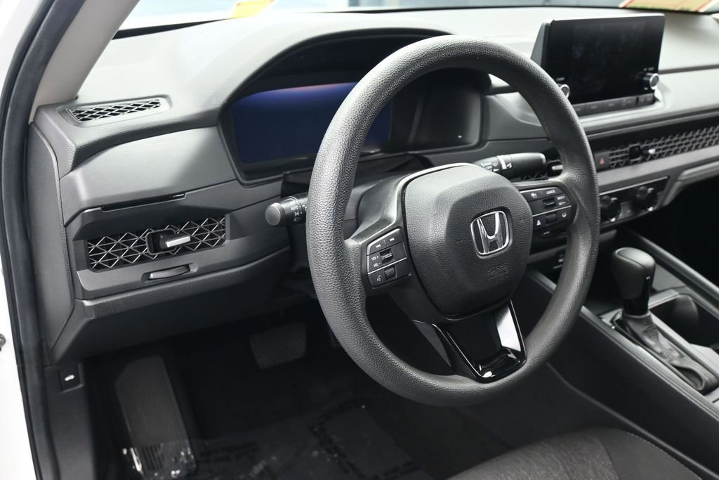 Used 2024 Honda Accord EX image 15