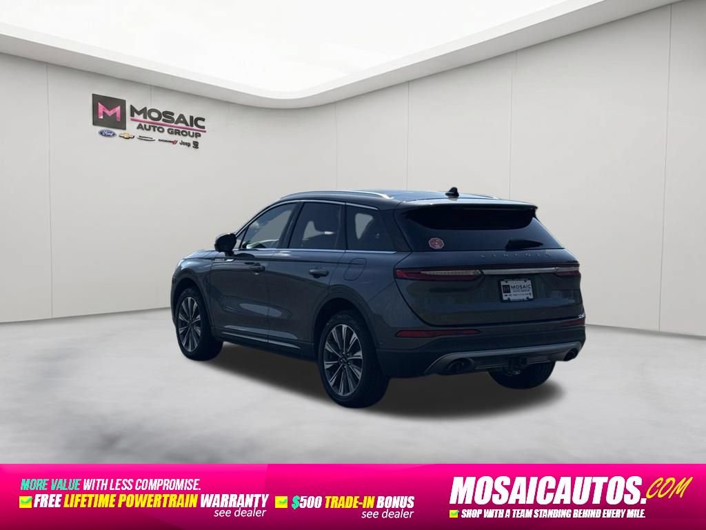 Used 2022 Lincoln Corsair Reserve w/ Equipment Group 201A AWD/4WD image 5