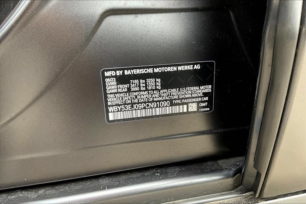 Used 2023 BMW i7 xDrive60 AWD/4WD image 19